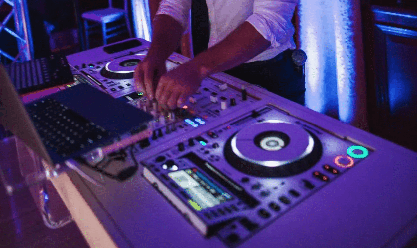 Tips for Choosing the Perfect Wedding DJ