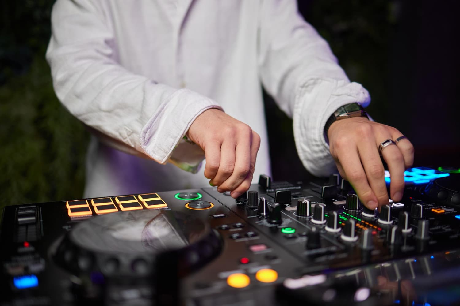 wedding DJ