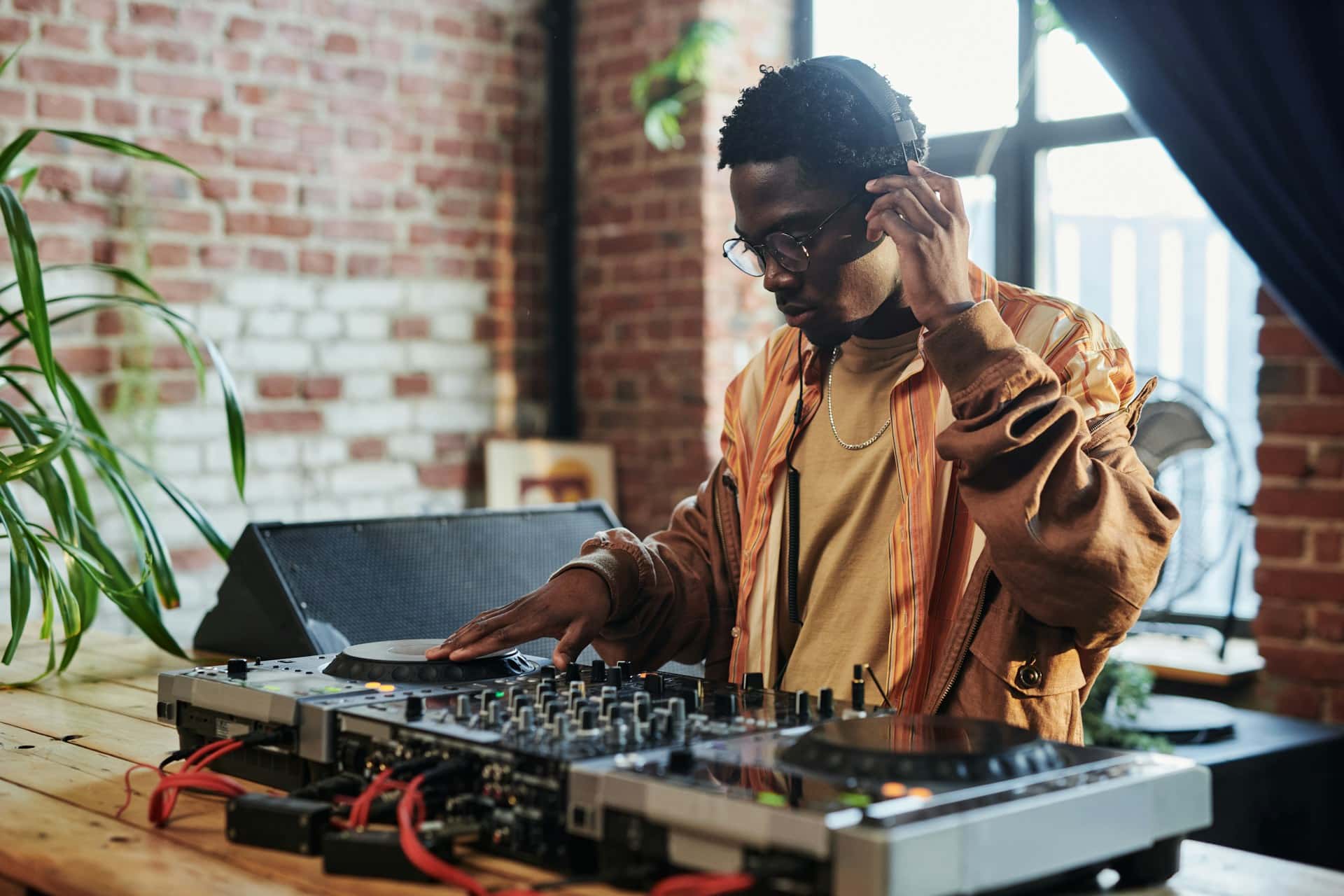 DJ hire